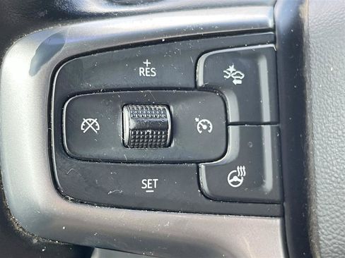 Used 2023 Chevrolet Silverado 1500 LT AWD/4WD image 22