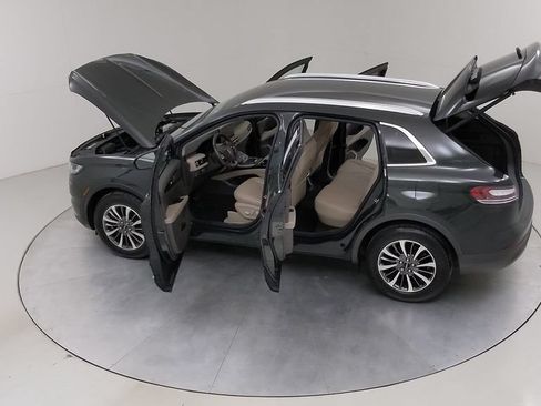 Used 2023 Lincoln Nautilus FWD w/ Premium Package image 50