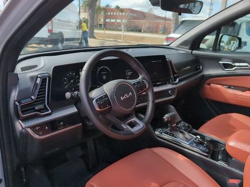 Used 2023 Kia Sportage SX image 8