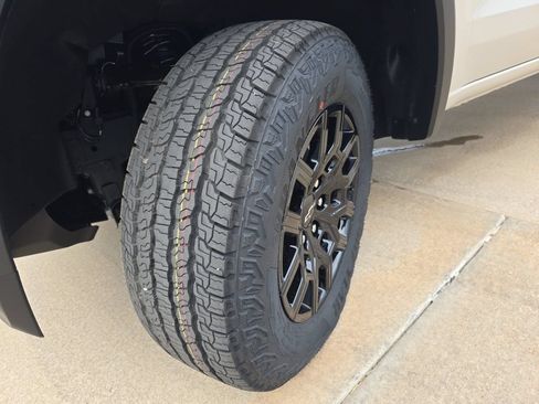 New 2026 Chevrolet Colorado Trail Boss AWD/4WD image 30