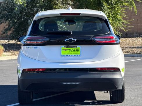 Used 2023 Chevrolet Bolt LT image 10
