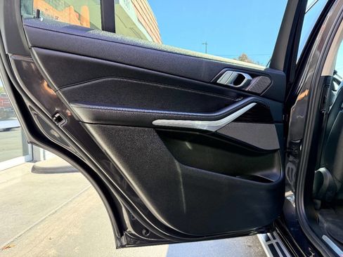 Used 2020 BMW X7 xDrive40i w/ Luxury Seating Package image 28