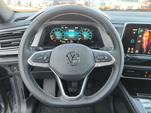 New 2026 Volkswagen Atlas Cross Sport SE image 16