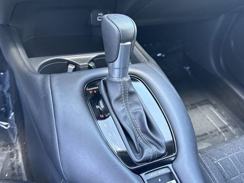 Certified 2025 Honda HR-V LX image 31