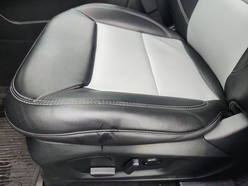 Certified 2023 Ford Explorer XLT w/ Equipment Group 202A image 23