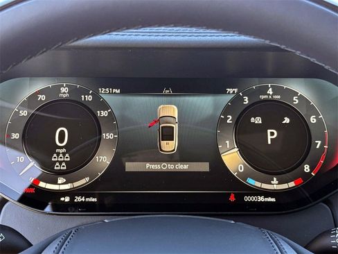 New 2025 Land Rover Range Rover Long Wheelbase SE image 29