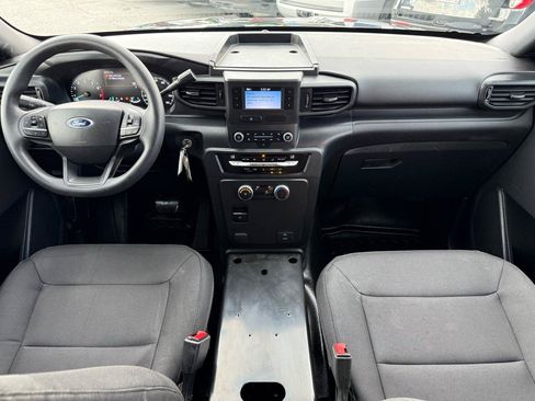 Used 2022 Ford Explorer 4WD Police Interceptor image 11