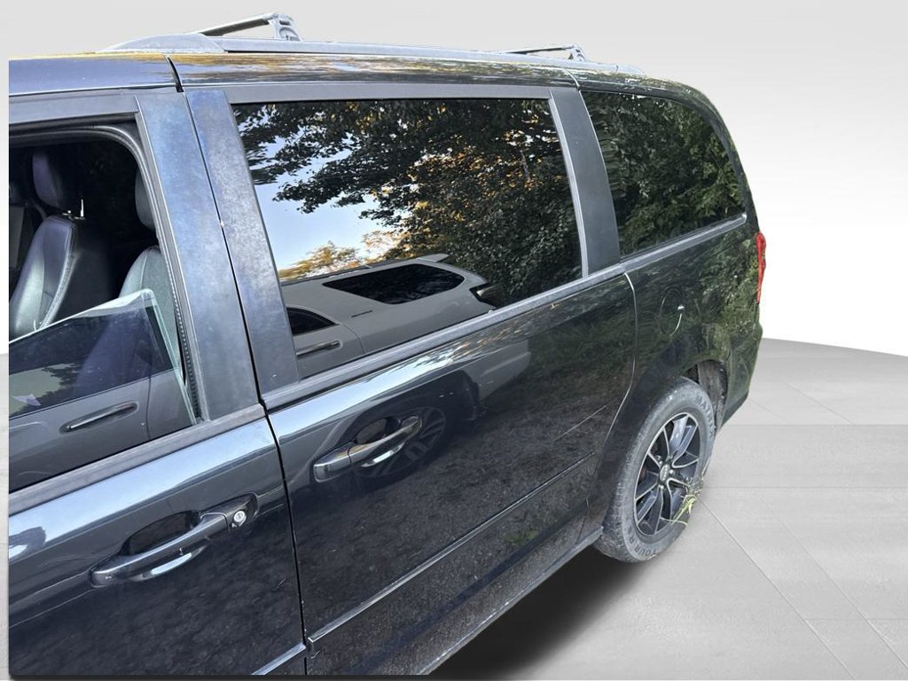 Used 2017 Dodge Grand Caravan GT FWD image 6