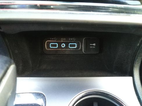 Used 2020 Jeep Grand Cherokee Limited image 19