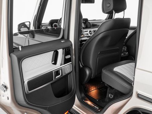 Used 2025 Mercedes-Benz G 63 AMG 4MATIC image 21