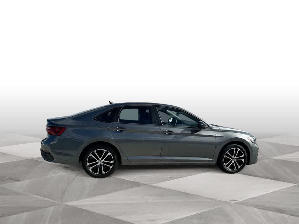 Certified 2023 Volkswagen Jetta Sport FWD image 9