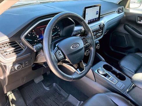 Used 2021 Ford Escape SEL image 18