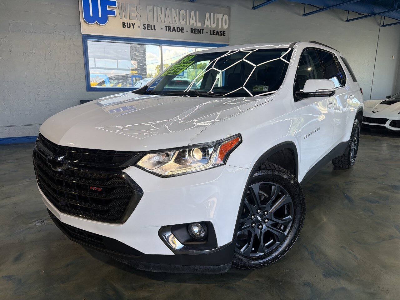 Used 2020 Chevrolet Traverse RS AWD/4WD image 2