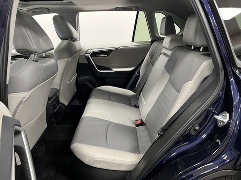Used 2023 Toyota RAV4 Limited image 12