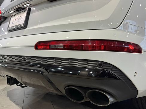 Used 2020 Audi SQ7 Prestige image 45