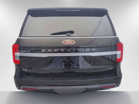Used 2024 Ford Expedition Max XLT AWD/4WD image 5