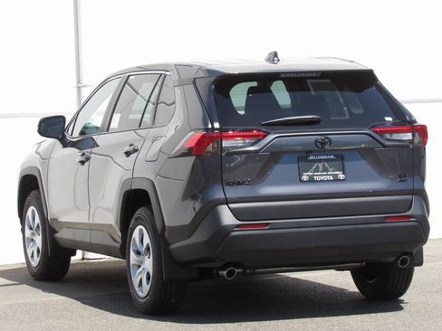 New 2025 Toyota RAV4 LE AWD/4WD image 5