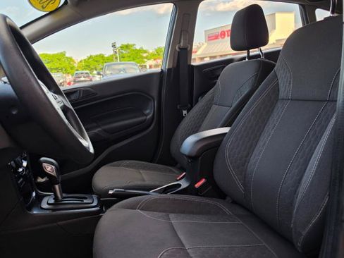 Used 2019 Ford Fiesta SE w/ Equipment Group 201A FWD image 11