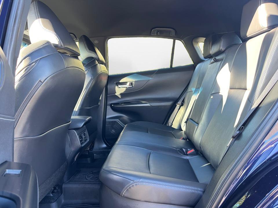 Used 2024 Toyota Venza XLE AWD/4WD image 12