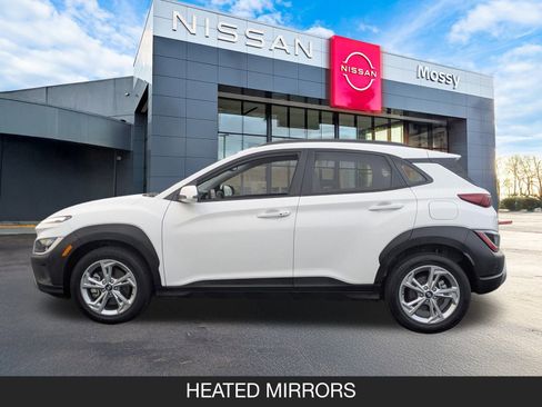 Used 2023 Hyundai Kona SEL image 5
