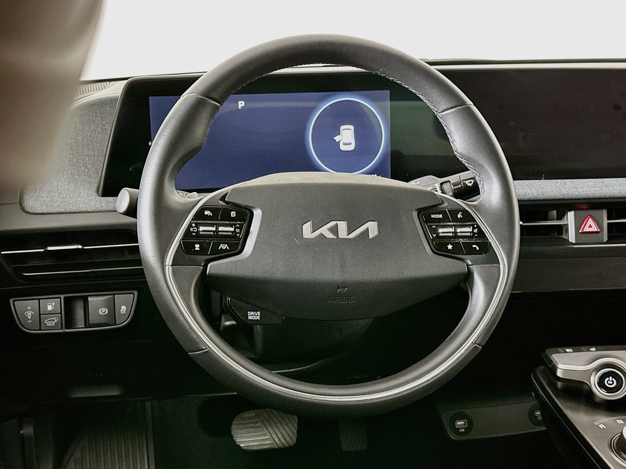 Used 2024 Kia EV6 Wind RWD image 18