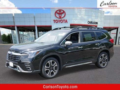 Used 2023 Subaru Ascent Touring AWD/4WD image 1