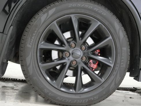 Used 2017 Dodge Durango R/T w/ Technology Group AWD/4WD image 10