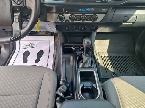 Used 2023 Toyota Tacoma SR AWD/4WD image 11