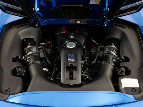 Certified 2019 Ferrari 488 Pista Spider RWD image 36