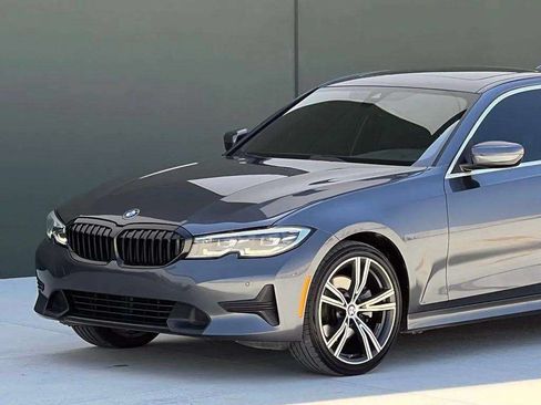 Used 2020 BMW 330i Sedan w/ Convenience Package RWD image 34