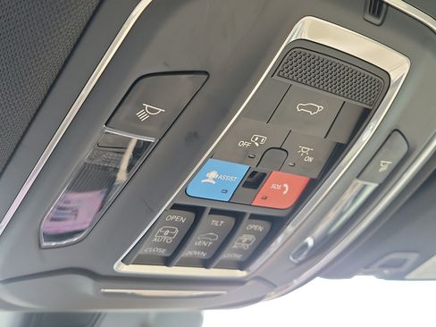 Used 2022 Jeep Grand Cherokee Limited 4xe w/ MOPAR Finishing Package AWD/4WD image 29