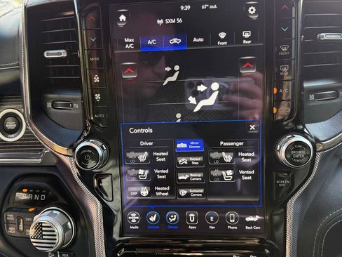 Used 2020 RAM 1500 Limited AWD/4WD image 23