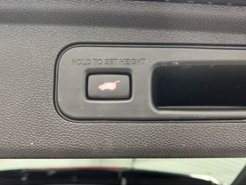 Used 2023 Honda Odyssey Elite image 33