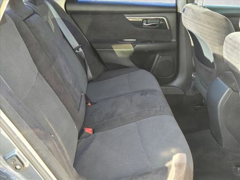 Used 2013 Nissan Altima 2.5 S image 18