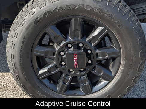 Used 2024 GMC Sierra 2500 AT4 w/ AT4 Premium Plus Package AWD/4WD image 12