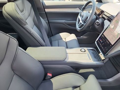 New 2025 Volvo EX90 Ultra image 17