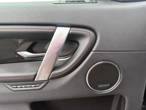 Used 2020 Land Rover Discovery Sport S R-Dynamic image 10