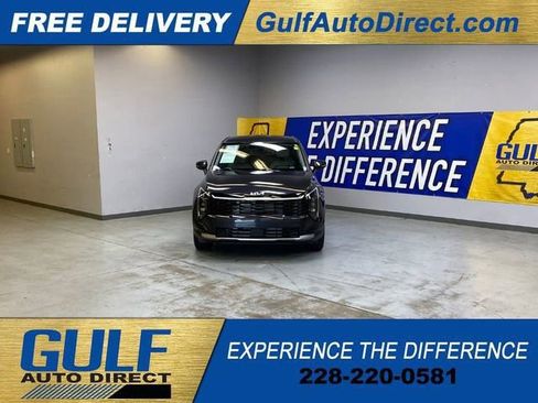 Used 2026 Kia Sportage EX FWD image 3