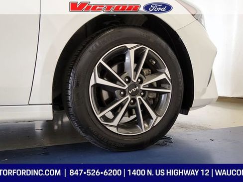 Used 2023 Kia Forte LXS FWD image 18