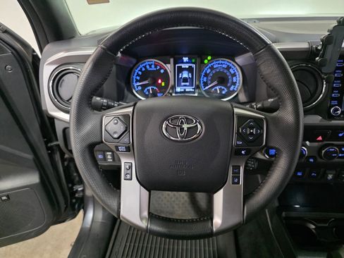 Used 2023 Toyota Tacoma Limited w/ Nightshade Package AWD/4WD image 18
