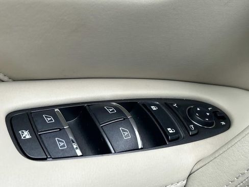 Used 2024 INFINITI QX80 Sensory AWD/4WD image 19