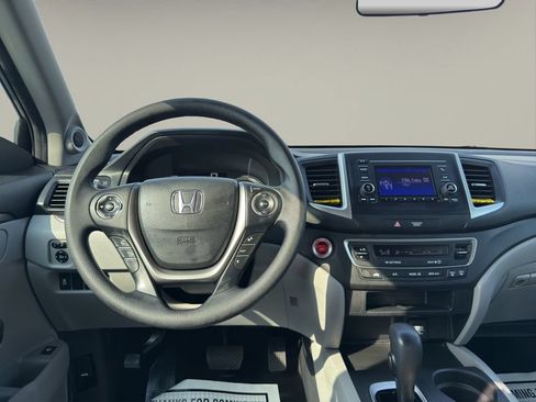 Used 2018 Honda Pilot LX image 14