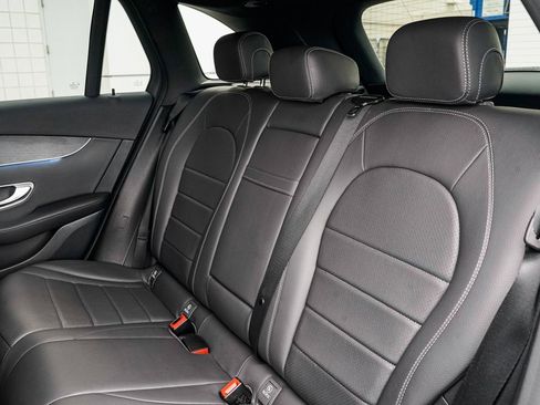 Used 2021 Mercedes-Benz GLC 300 4MATIC image 18