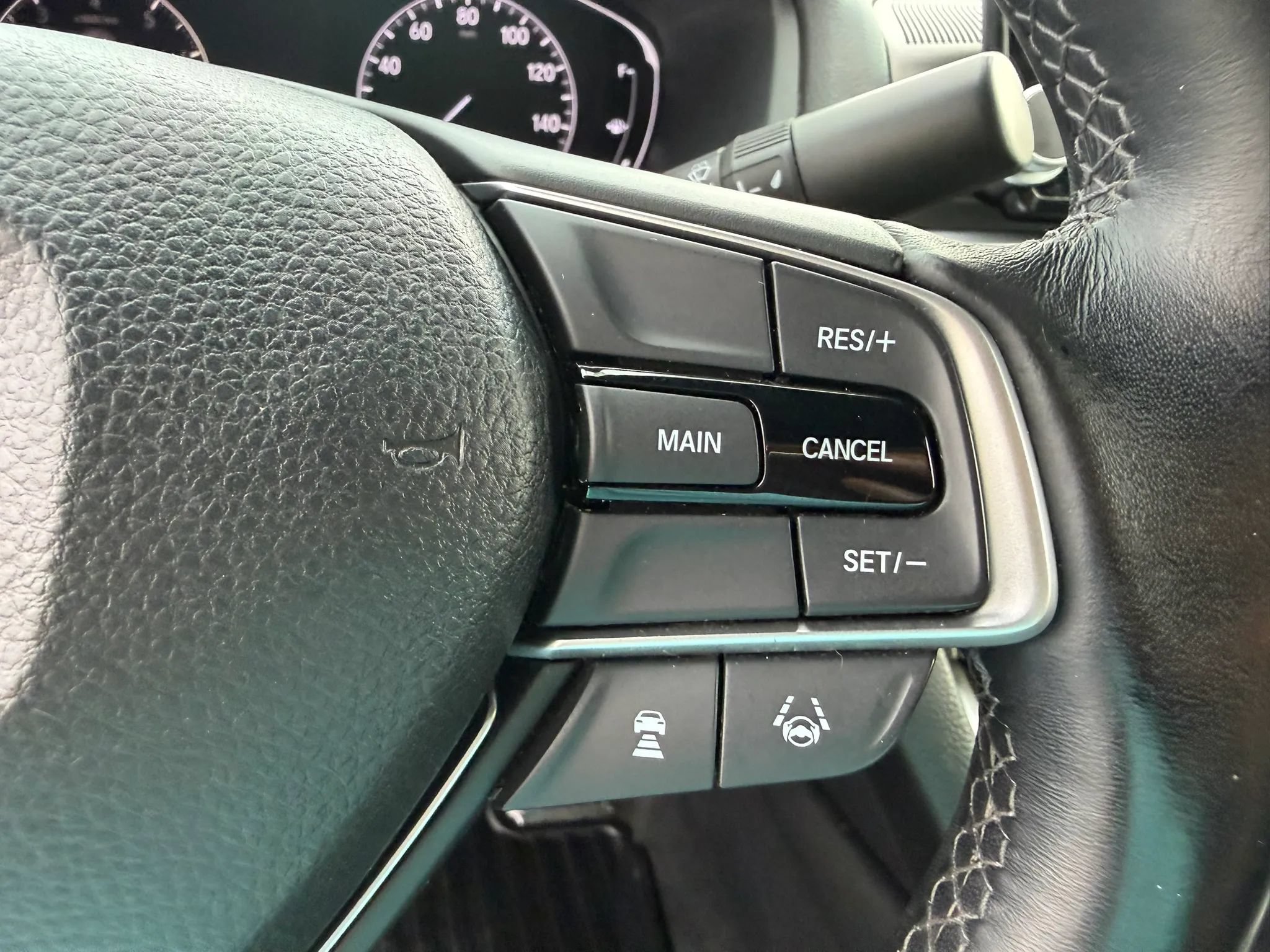 Used 2018 Honda Accord Sport image 36