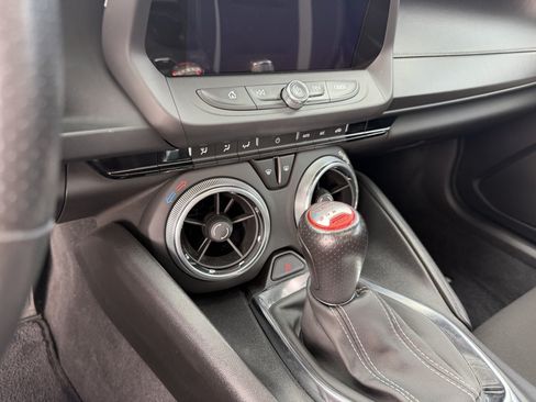 Used 2019 Chevrolet Camaro SS RWD image 11
