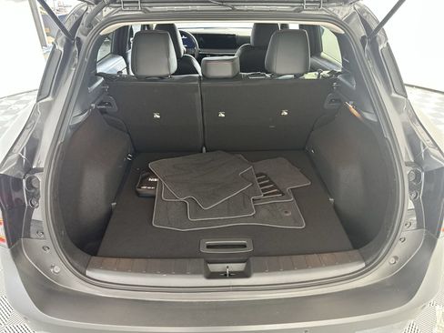 Used 2025 Nissan Kicks SR FWD image 25