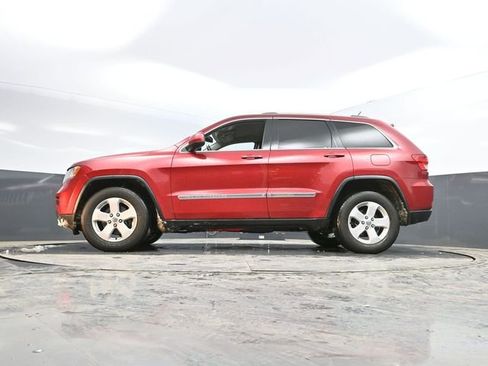 Used 2011 Jeep Grand Cherokee Laredo image 37