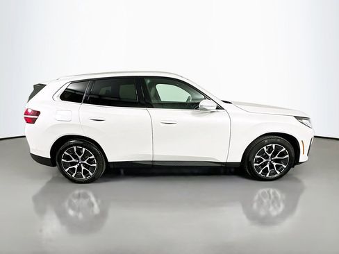 Used 2025 BMW X3 xDrive30i w/ Convenience Package AWD/4WD image 4