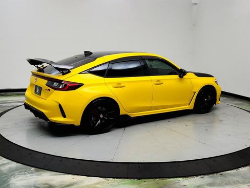Used 2023 Honda Civic Type R image 5