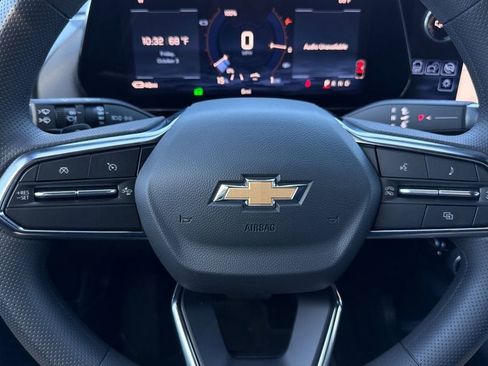 New 2026 Chevrolet Equinox EV LT w/ LPO, Blackout Package image 23